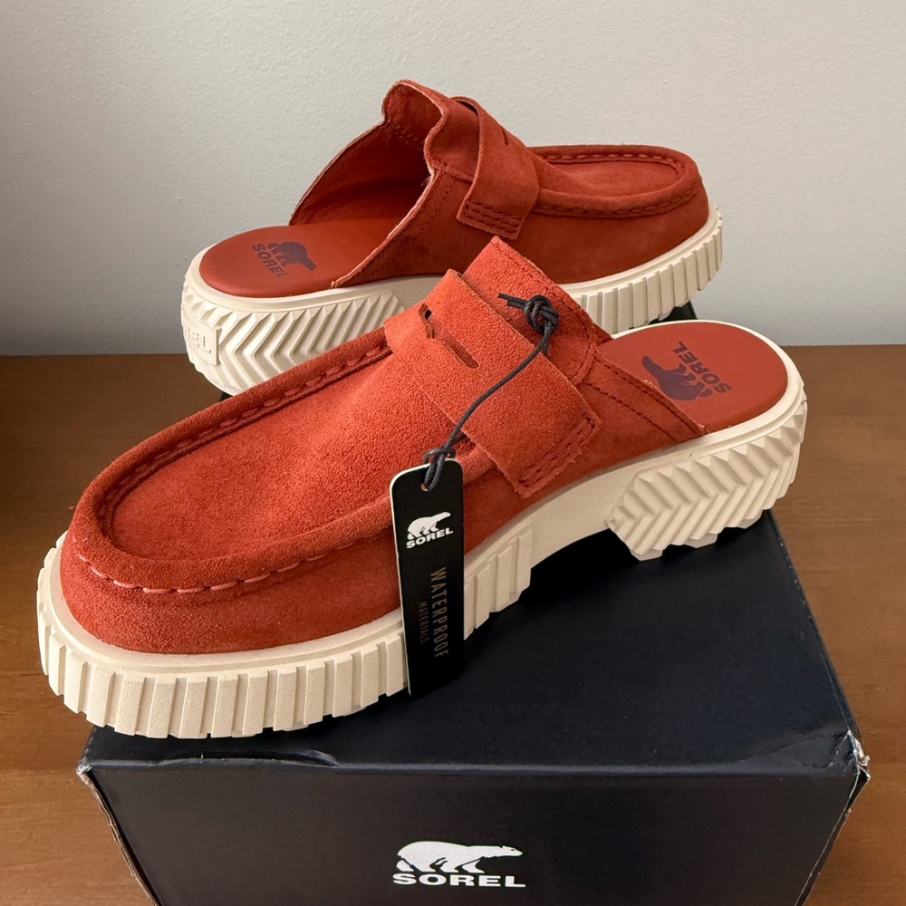 SOREL Women's Ona Ave Suede Platform Loafer Mule